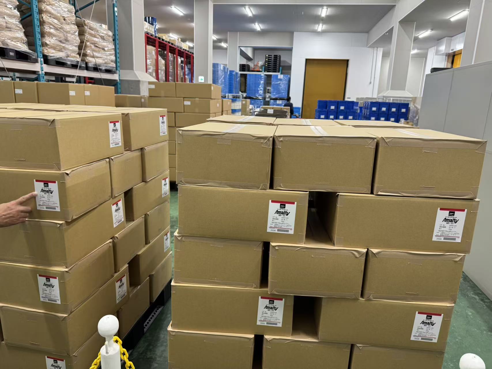 SJK export-ready warehouse with packaged health supplement stock